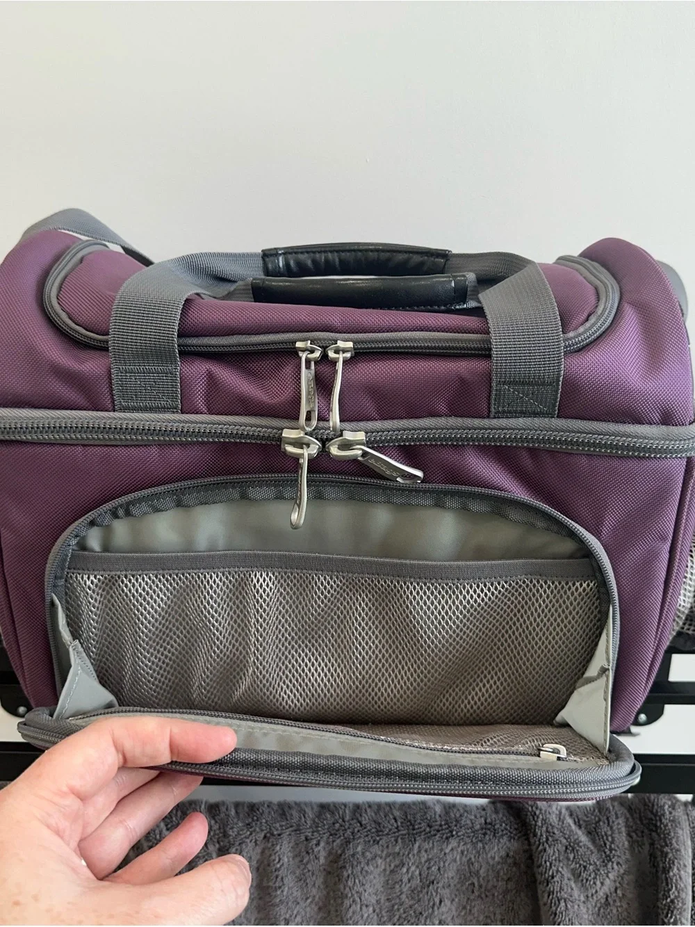 EUC eBags Eggplant Purple eBags Crew Cooler II - Picture 7 of 15
